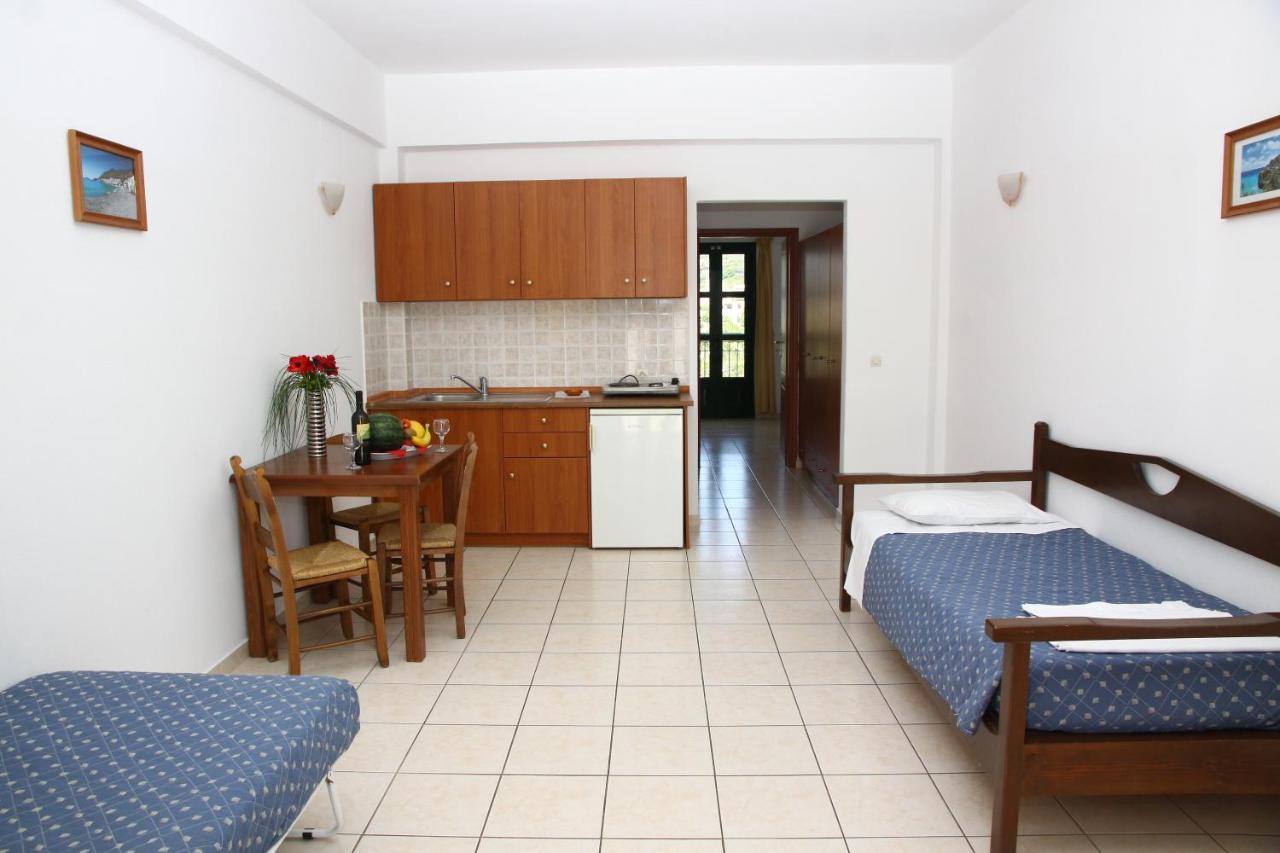 Camari Garden Hotel Apartments Gerani Chanion Buitenkant foto