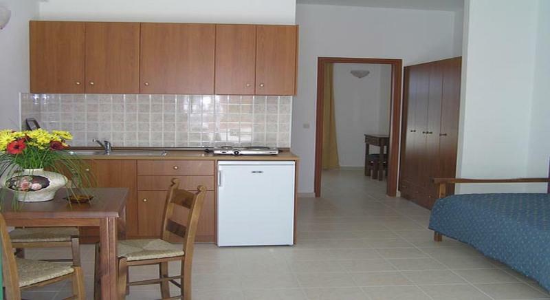 Camari Garden Hotel Apartments Gerani Chanion Buitenkant foto