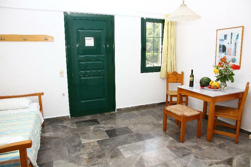 Camari Garden Hotel Apartments Gerani Chanion Buitenkant foto